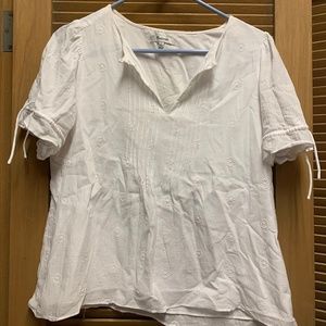 3/$15 EUC Small J Crew White Embroidered Fully Lined Short Sleeved Blouse
